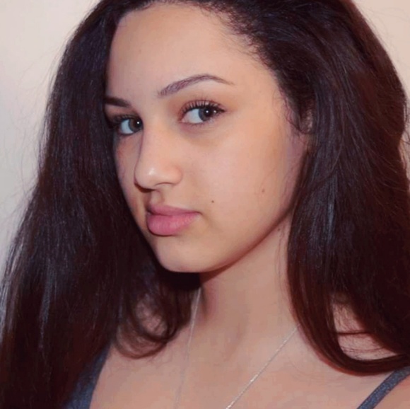 Meet your Posher, Kitty - Picture 3 of 3